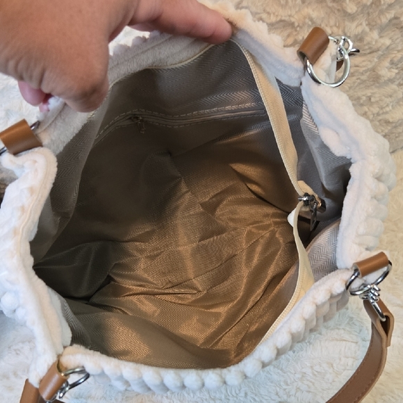 Women's Cream Tote Bag - Picture 4 of 4